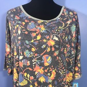 NWT medium LuLaRoe Irma tunic